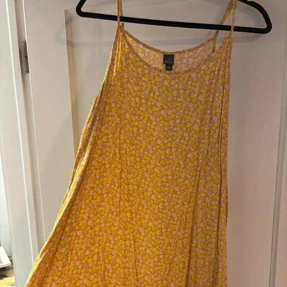 Women's Floral Dress - Picture 1 of 2